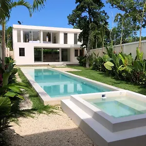 https://hacienda-zalama.tulum-hotels.net